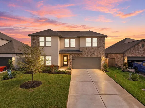 3530 Cardinal Pointe Dr, Angleton, TX 77515