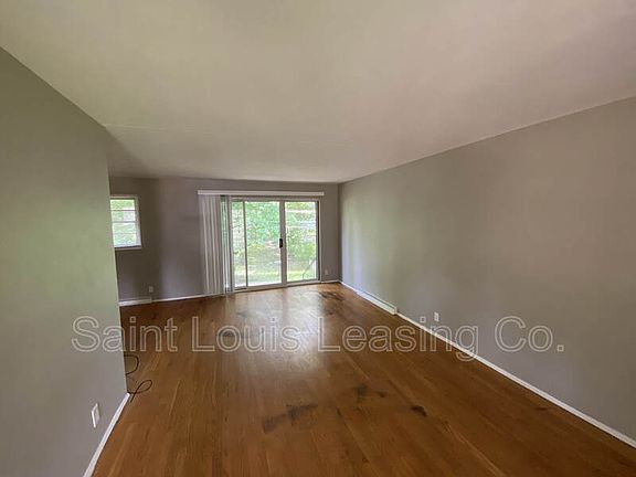 5th image of 9626 Newton Dr