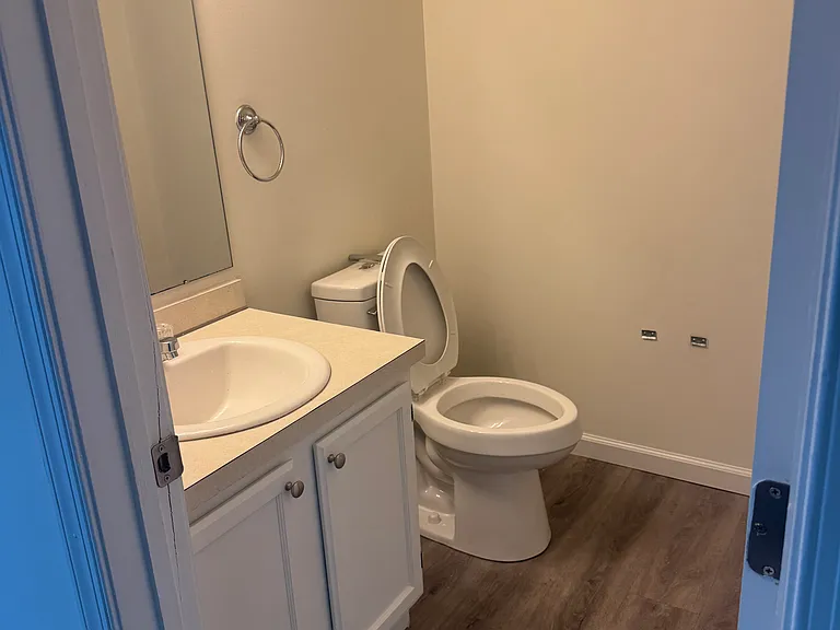 604 Stonebridge Blvd — Photo 9