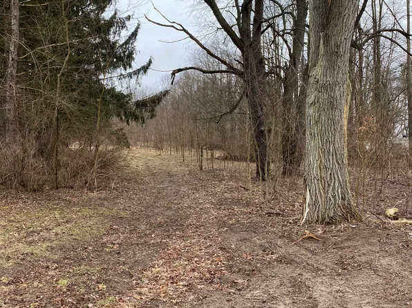 Hubbard Rd, Battle Creek, MI 49017
