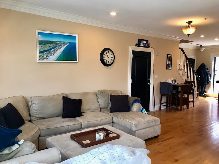 360-362 Dorchester St #3 — Photo 10