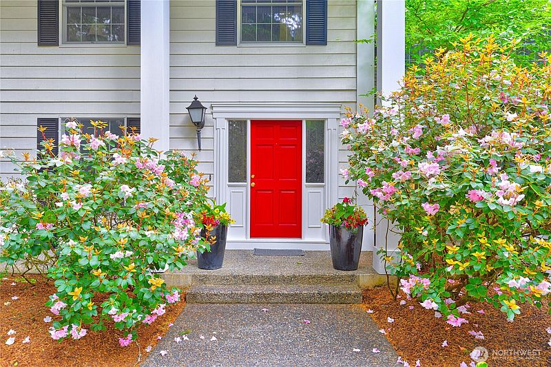 3rd image of 3315 129th Avenue NE