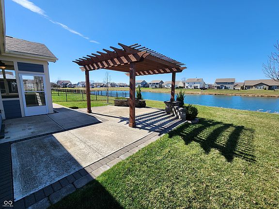 4th image of 16273 Citrine Dr