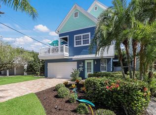 6101 Holmes Blvd #B, Holmes Beach, FL 34217