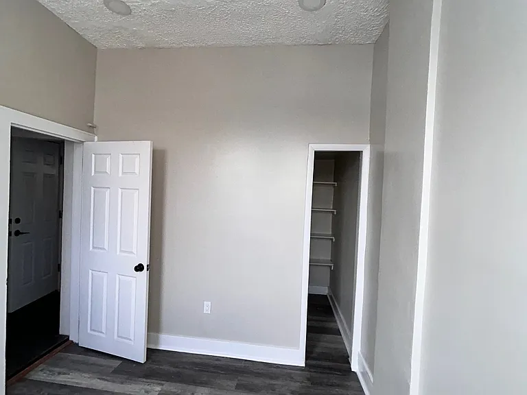 53 Stone St #1 — Photo 6
