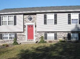 10916 Parkersburg Rd NW, Frostburg, MD 21532