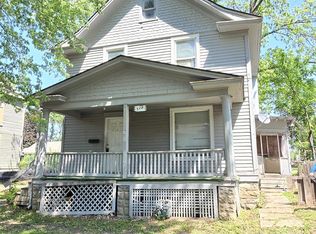 318 SW 14th St, Topeka, KS 66612