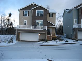 4350 Sequoia Loop, Tillamook, OR 97141