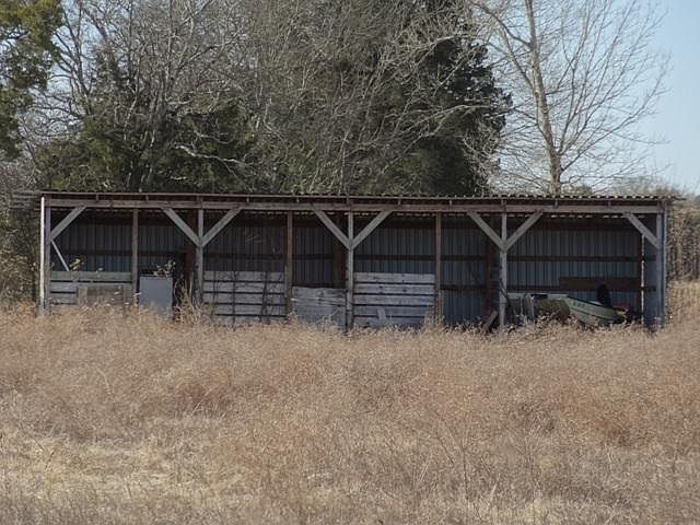 2nd image of 1196 Todd Rd