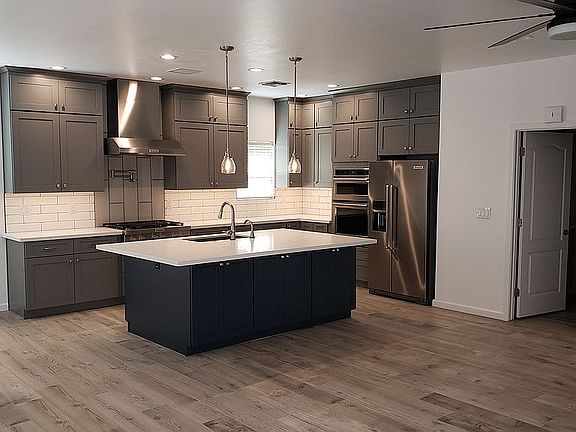 3rd image of 3522 E Delcoa Dr