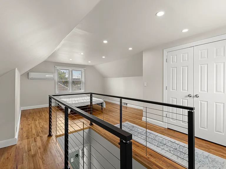 3230 Harding St — Photo 23