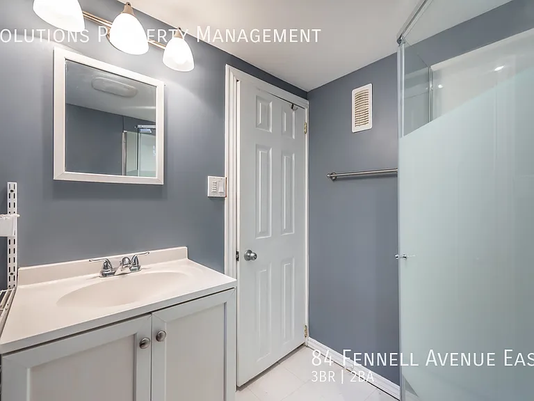 84 Fennell Ave E — Photo 35