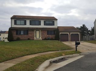 12 Tolliver Ct, Newark, DE 19702