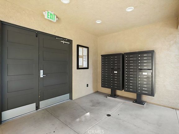 2nd image of 22038 Vanowen St APT 230