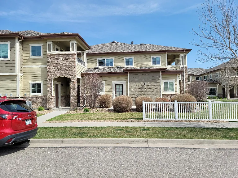 3814 Steelhead St #C — Photo 4