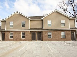 681 Oliver Loop #B, Clarksville, TN 37042
