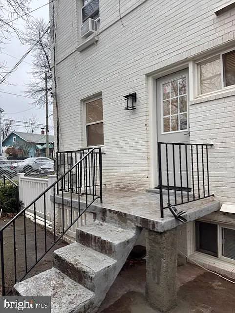 2 bed, 2447 sqft, $1,850 — Photo 3