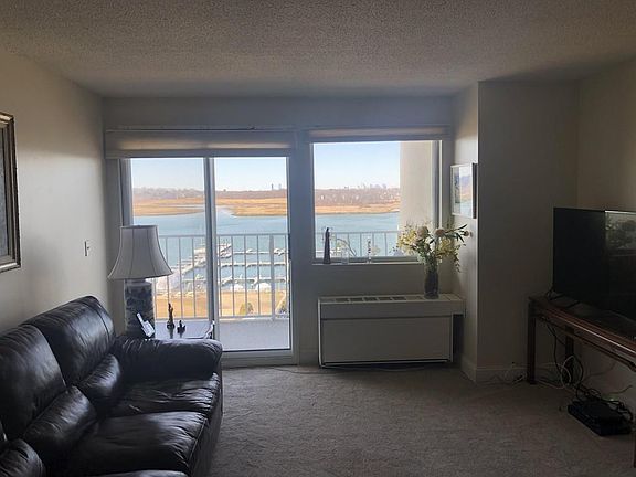 5th image of 200 Cove Way Unit 703