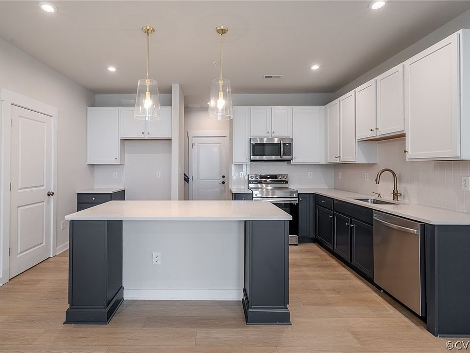 1st image of 3446 Carlton St #5B