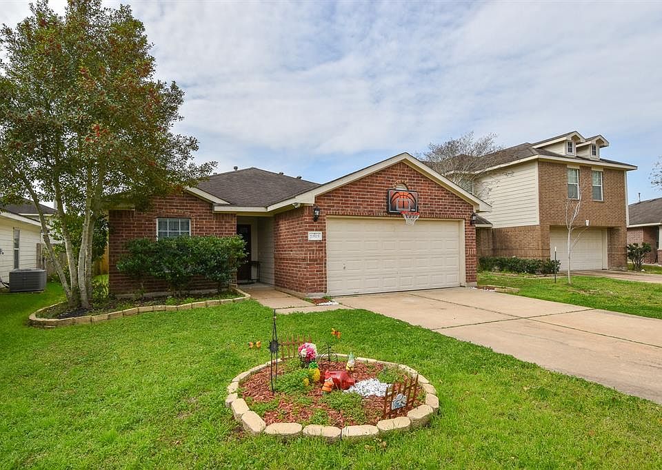 1st image of 20515 Baden Hollow Ln