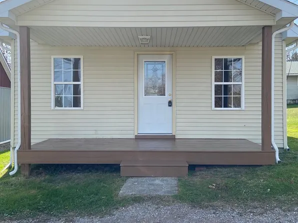 52 W 10th St, Wellston, OH 45692