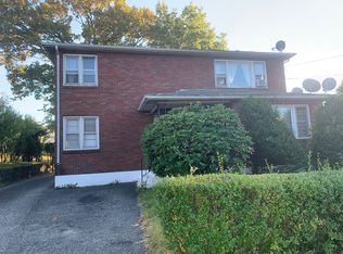 264 Wall St, Waterbury, CT 06704