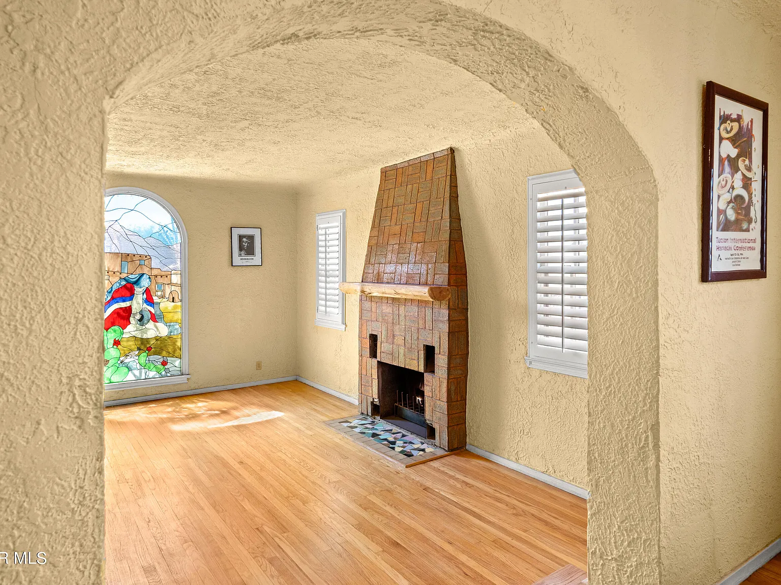 3 bed, 2.0 bath, 1939 sqft, $2,000 — Photo 4