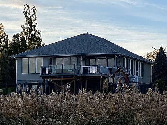 4th image of 810 S Songbird Ln