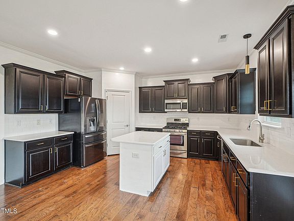 2nd image of 316 Wellwater Ave
