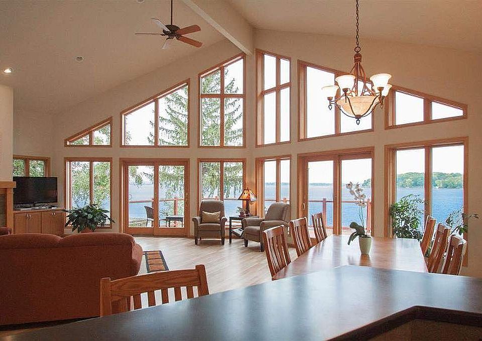 2nd image of 2224 Waunona Way