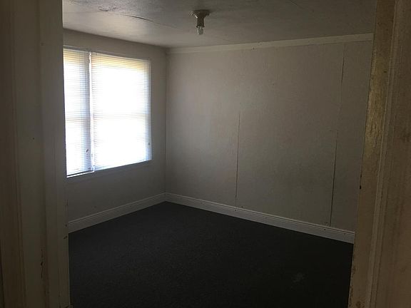 3rd image of 4315 Merito St #43