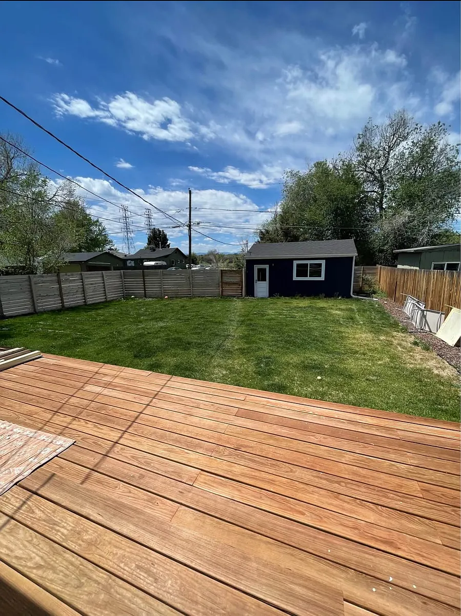Backyard and garage - 995 S Krameria St