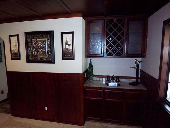 5th image of 8265 Crossoak Way