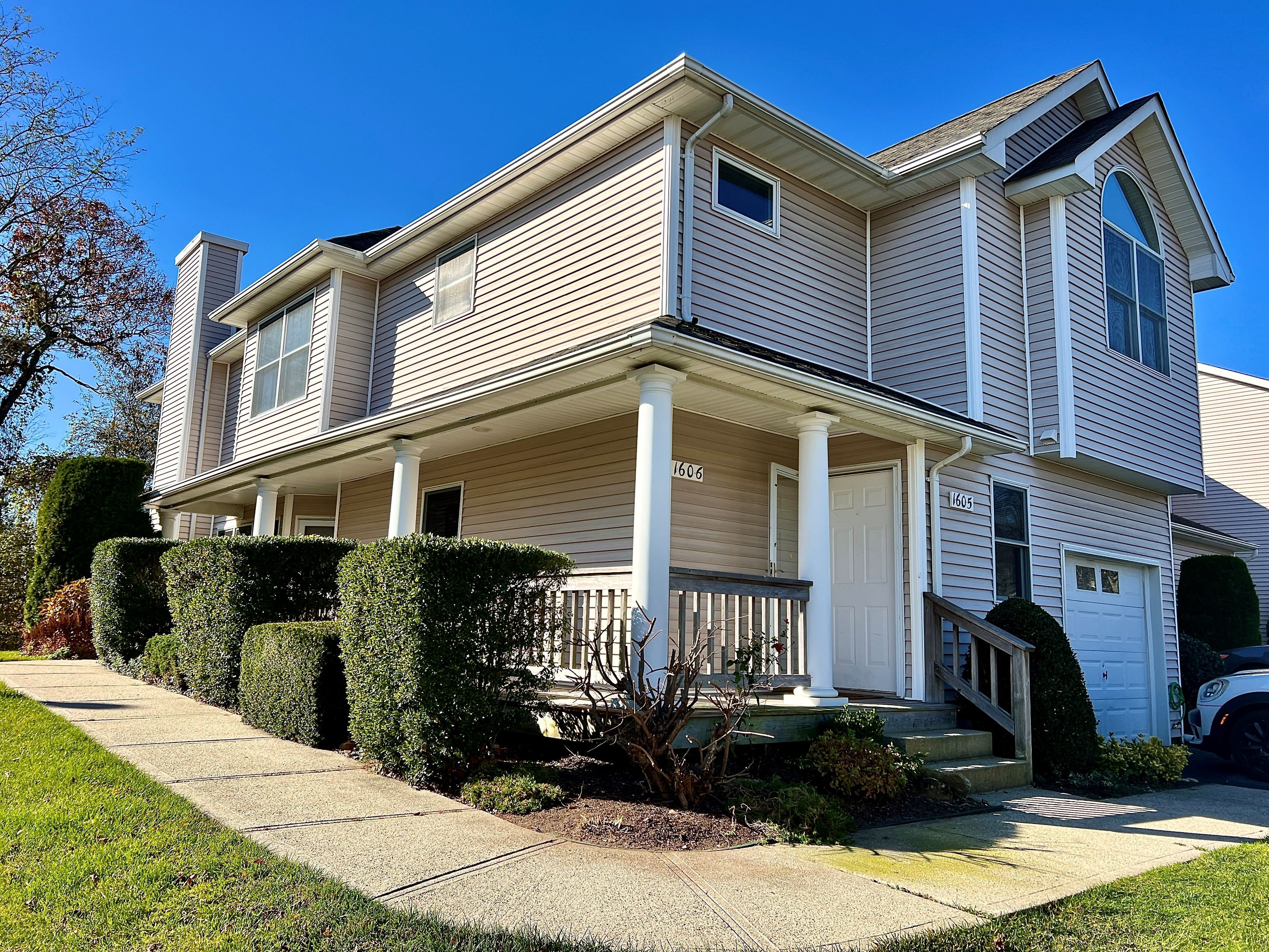 1605 Willow Pond Dr, Riverhead, NY 11901 Out East