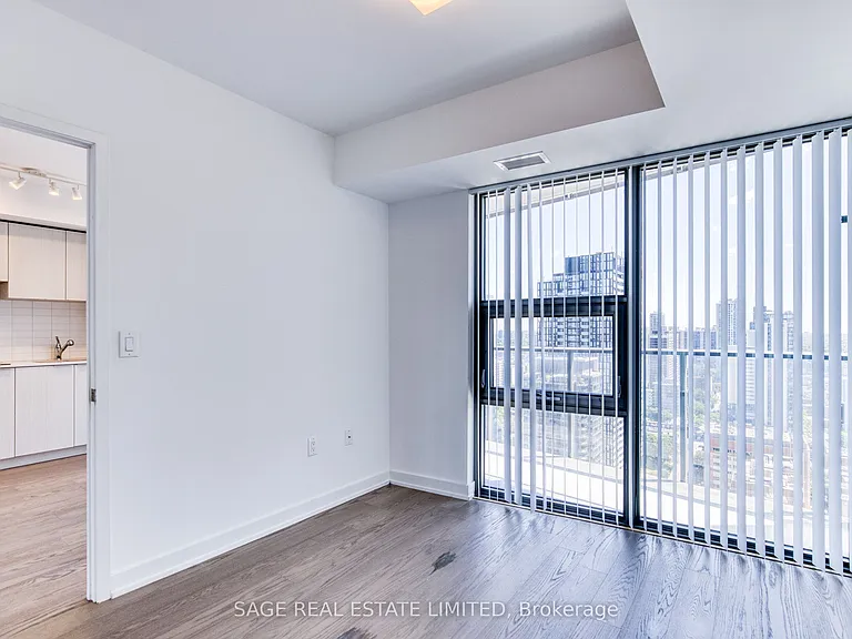 11 Wellesley St W #2613 — Photo 15