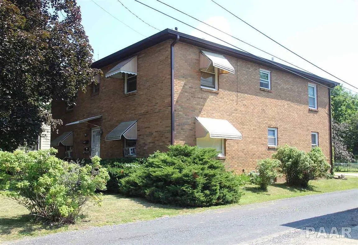 2112 N Prospect Rd photo 1