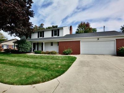 5231 Parkway Dr, Bay City, MI, 48706