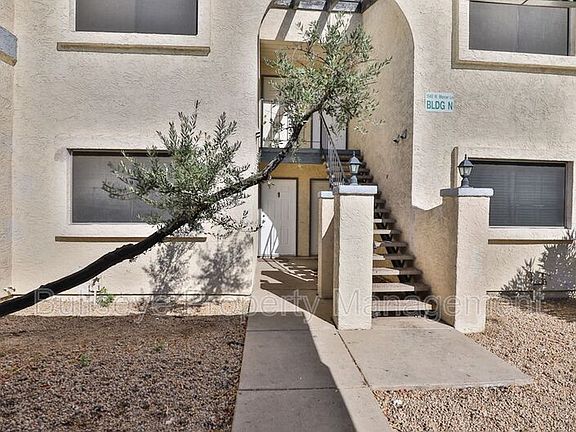 2nd image of 1540 W Mercer Ln APT 1