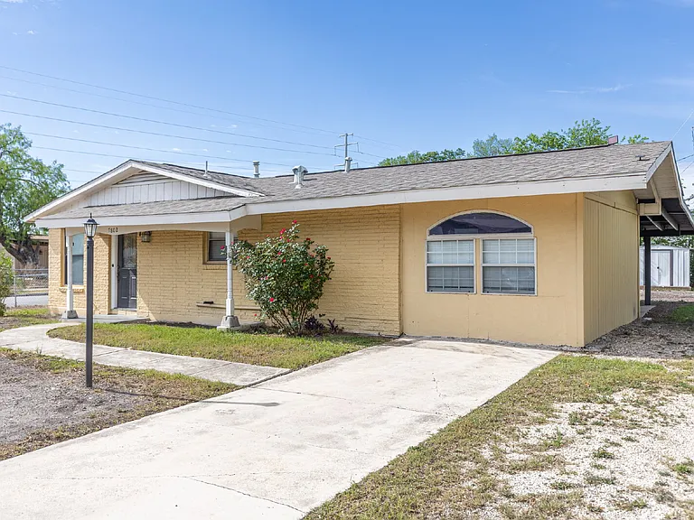 7802 Rimfire Dr — Photo 2