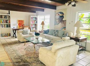 230 Lake Ct, Lauderdale By the Sea, FL 33308