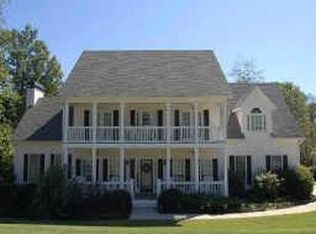 1000 Providence Club Dr, Monroe, GA 30656