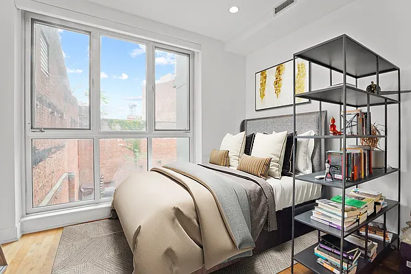 Rented by Anchor Associates | media 12