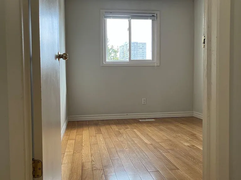 85 Penmarric Pl — Photo 15