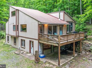 18 Whipporwill Way, Berkeley Springs, WV 25411