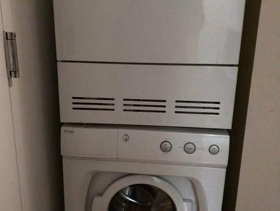 4th image of 257 Gold St APT 3M