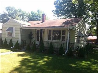 1st image of 57880 Aurora Ave