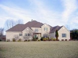 8 Sunny Ln, Green Township, NJ 07821