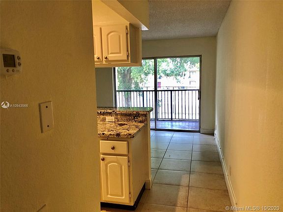 3rd image of 4437 Treehouse Ln #F
