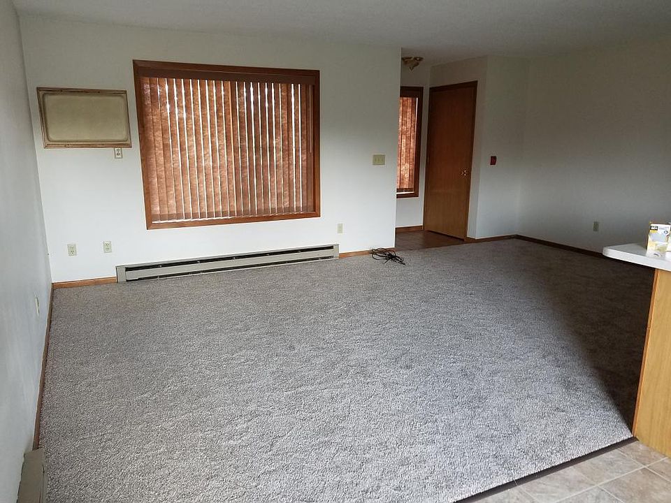 1st image of 2137 20 1/8 Ave