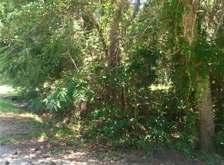 1207 Biloxi Ave, Dauphin Island, AL 36528